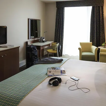 Voco Sheffield By Ihg-3